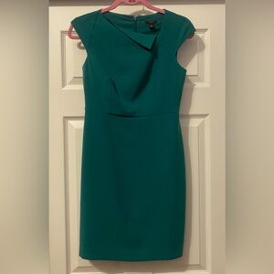 Ann Taylor Elegant Green Sleeveless Dress